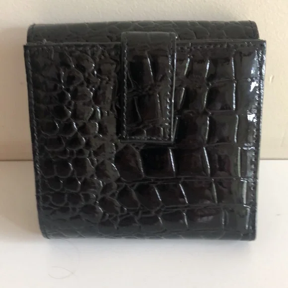 Barbie Wallet designed by Patricia Field Luxe in original box - Picture 4 of 4